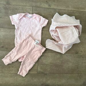Carter’s 3M Baby Girl Matching Outfit Set + Receiving Blanket